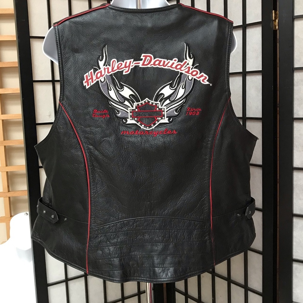 Harley Davidson women’s leather vest sz. 1W
